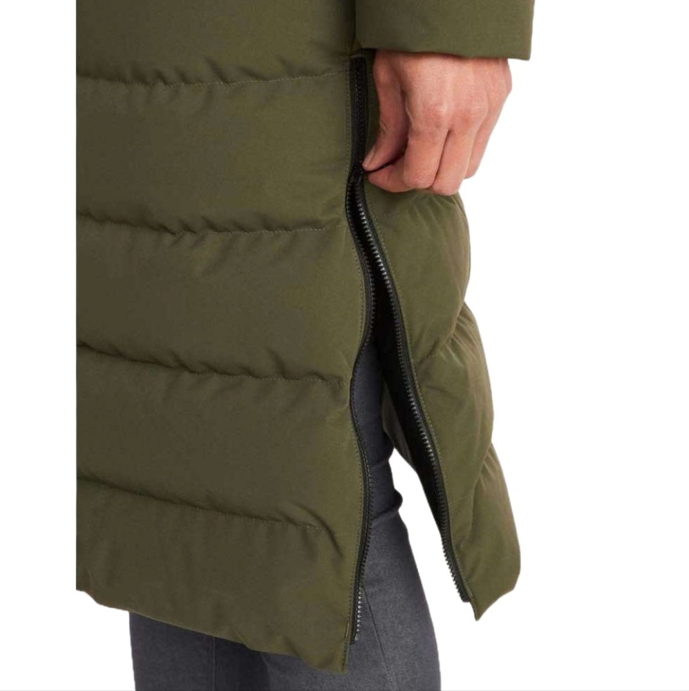 Marmot Green Puffer Jacket Insulated Quilted Design.